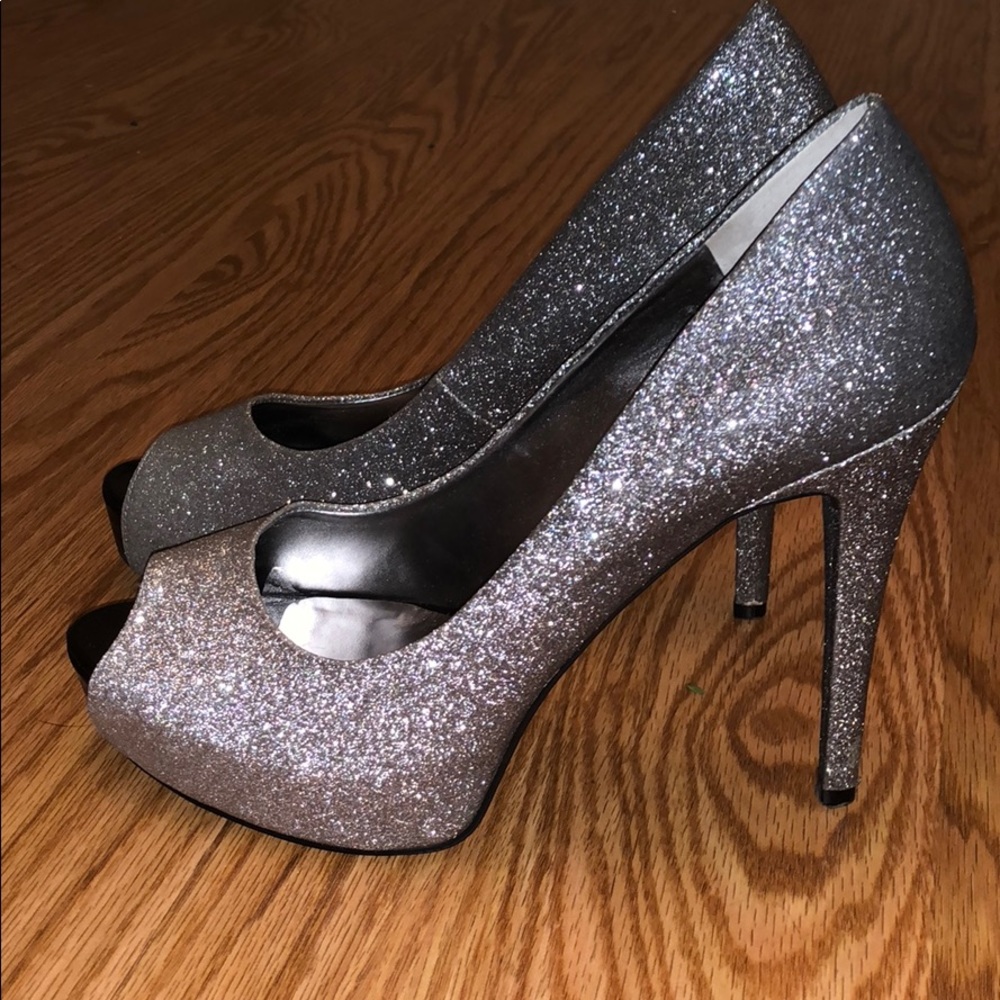 Guess peep-toe high heels